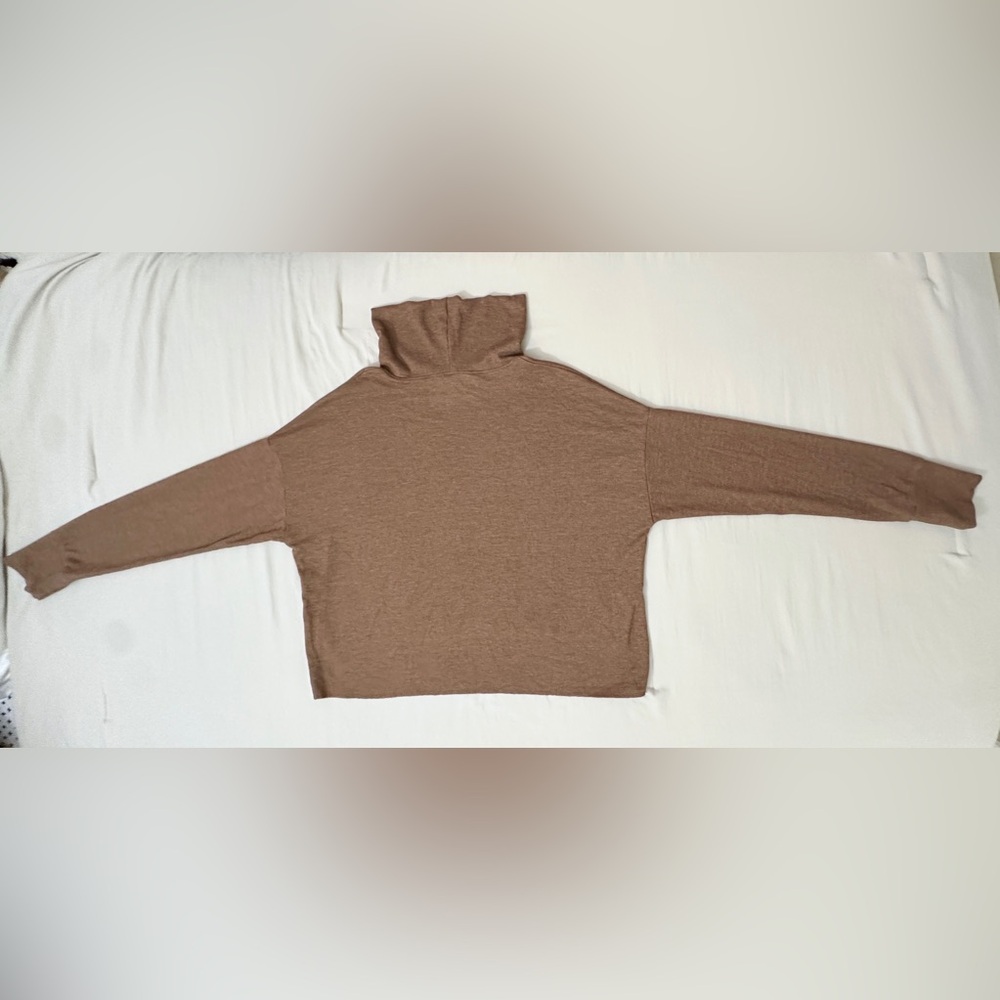 American Eagle Waffle Knit Crop Turtleneck - Brown - S - Picture 4 of 10